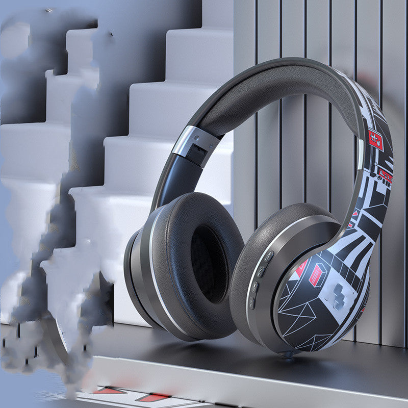 Wireless Headset with Noise Reduction and Low Latency