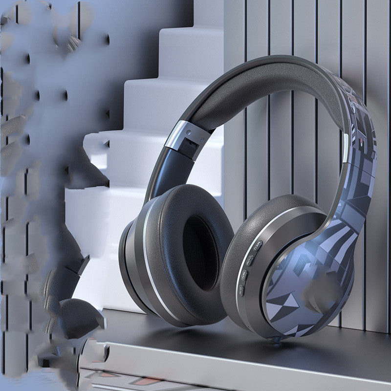 Wireless Headset with Noise Reduction and Low Latency