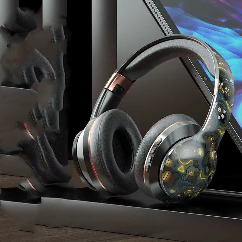 Wireless Headset with Noise Reduction and Low Latency